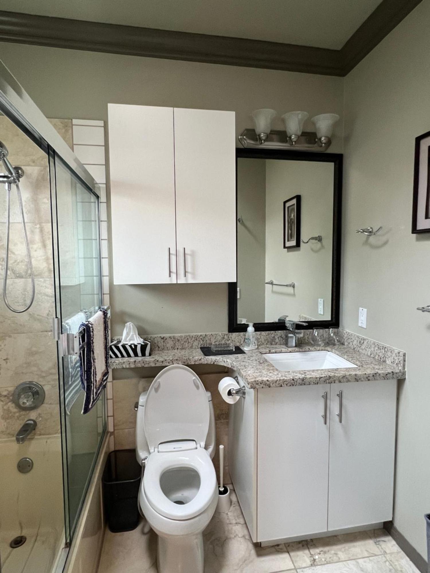 V.I.P. Club Apartment Съри Екстериор снимка