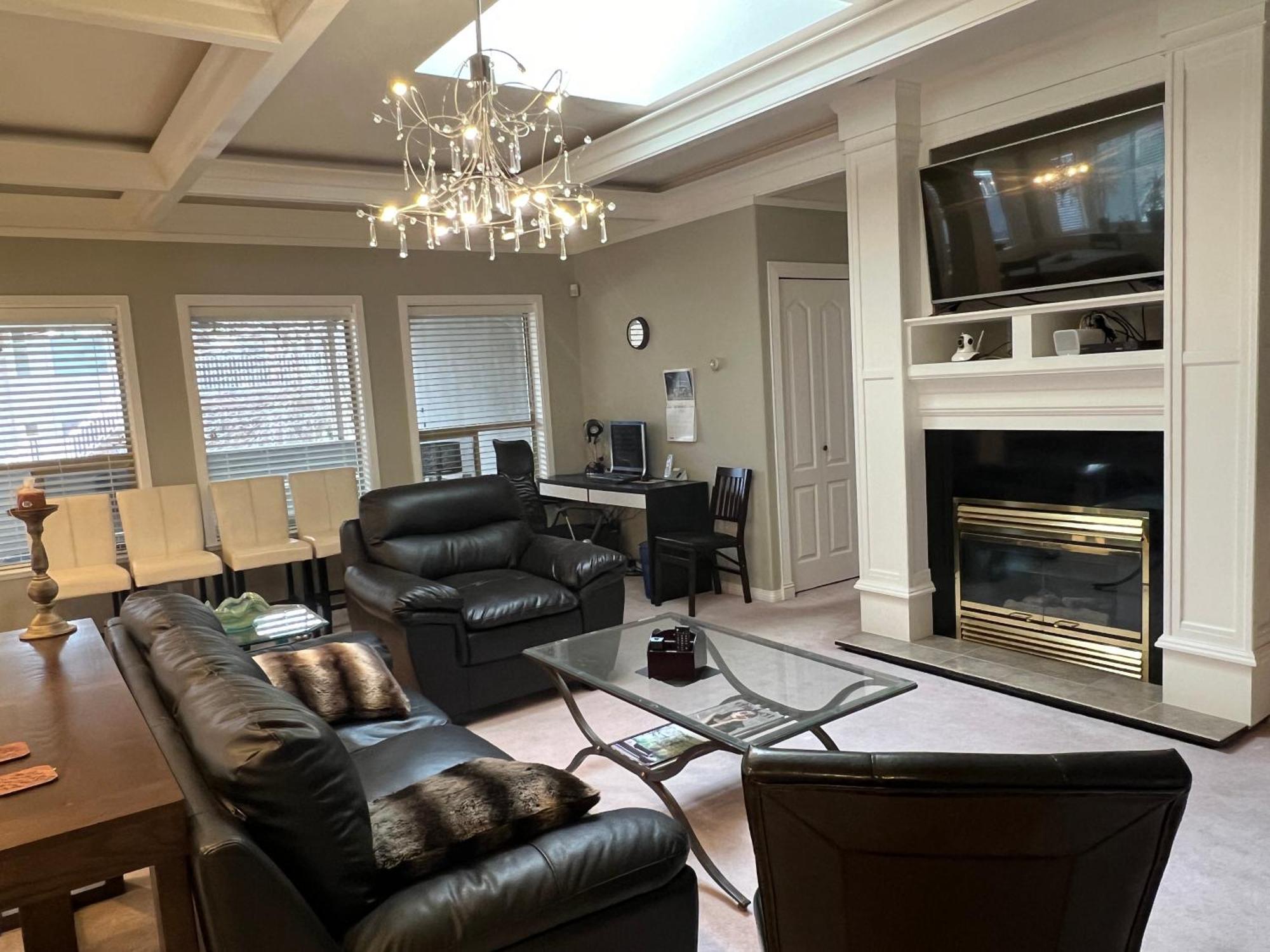 V.I.P. Club Apartment Съри Екстериор снимка